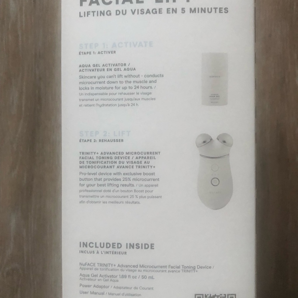 NuFace Trinity + Facial Toning Device Starter Kit, w/ Super Antioxidant Booster - Picture 3 of 6
